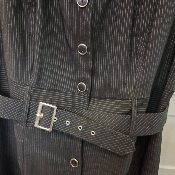 Vintage Le Château Black Pinstripe Long Button Dress w/ Belt - Picture 2 of 7